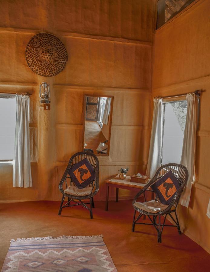 Tiger Tops Karnali Lodge Bardiya Buitenkant foto