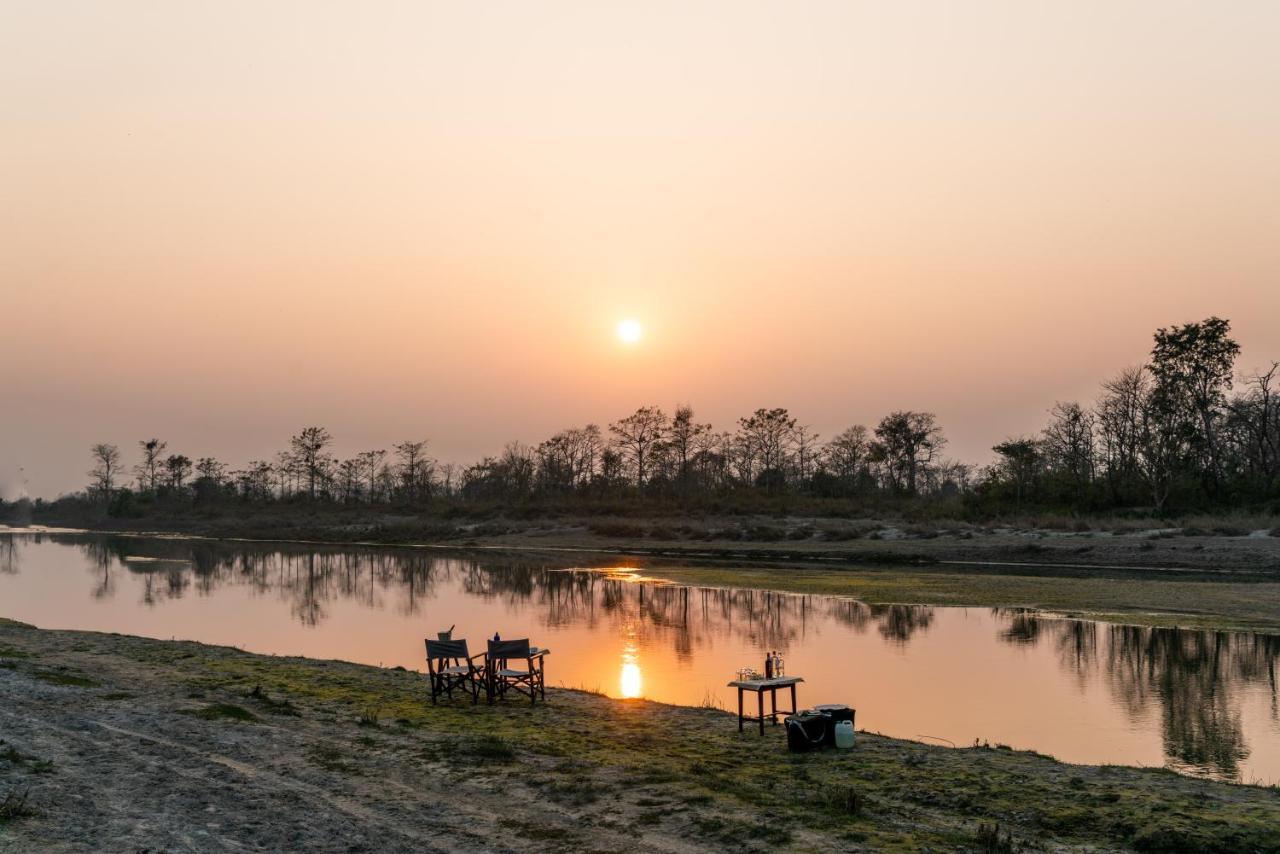 Tiger Tops Karnali Lodge Bardiya Buitenkant foto