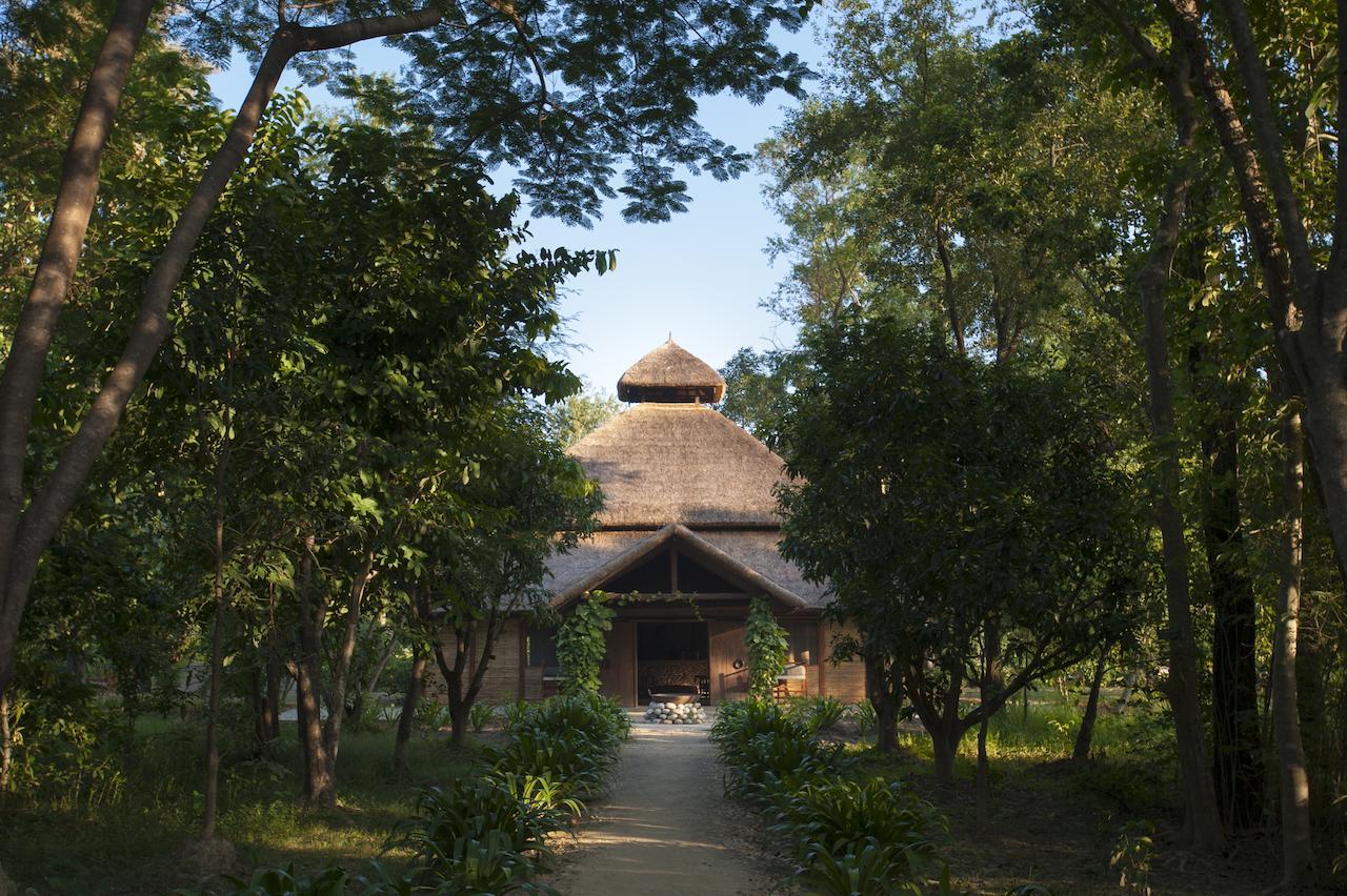 Tiger Tops Karnali Lodge Bardiya Buitenkant foto